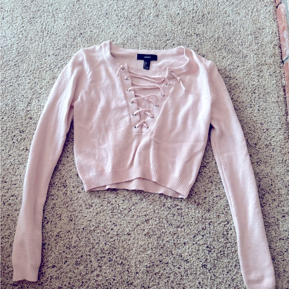 FOREVER 21 LACE UP KNITTED LONG SLEEVE CROP TOP